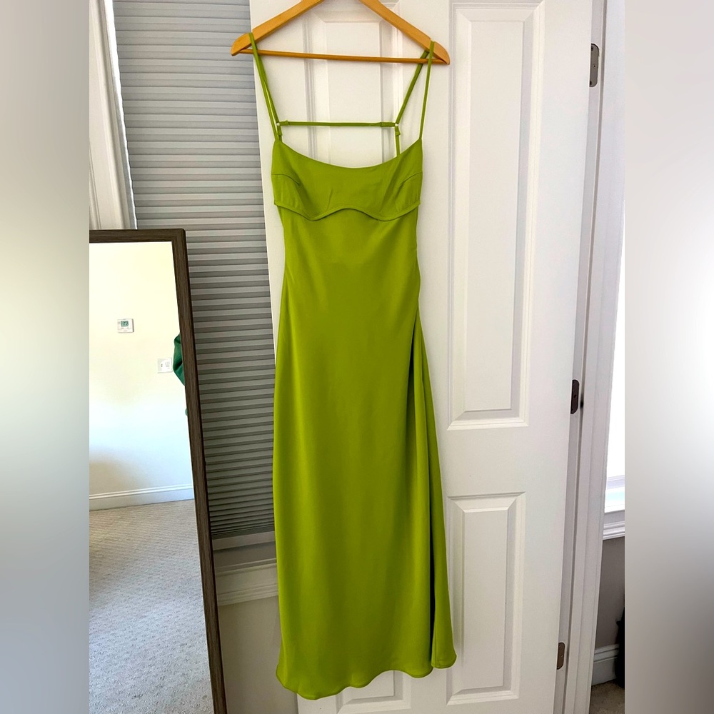 Elegant Green Spaghetti Strap Dress